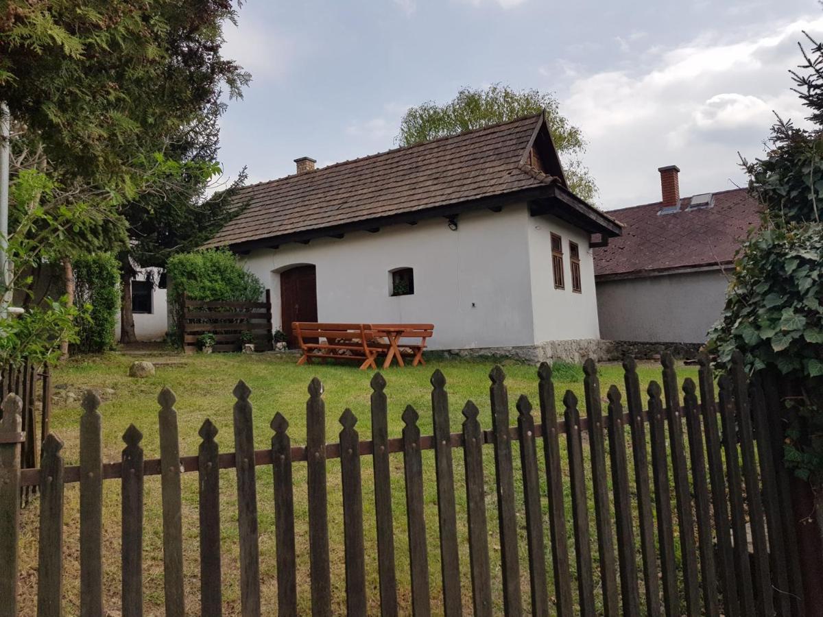 Kontyos Vendégház Felsőtold Exterior foto